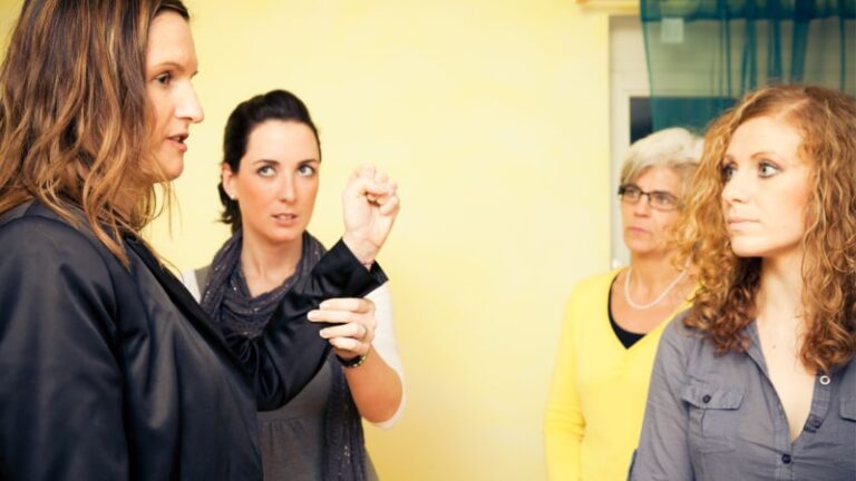 Bert Hellinger Family Settings – vad handlar systemisk terapi om?