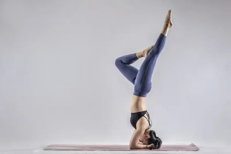 Yoga för förnyelse och återhämtning: Hitta din inre energikälla
